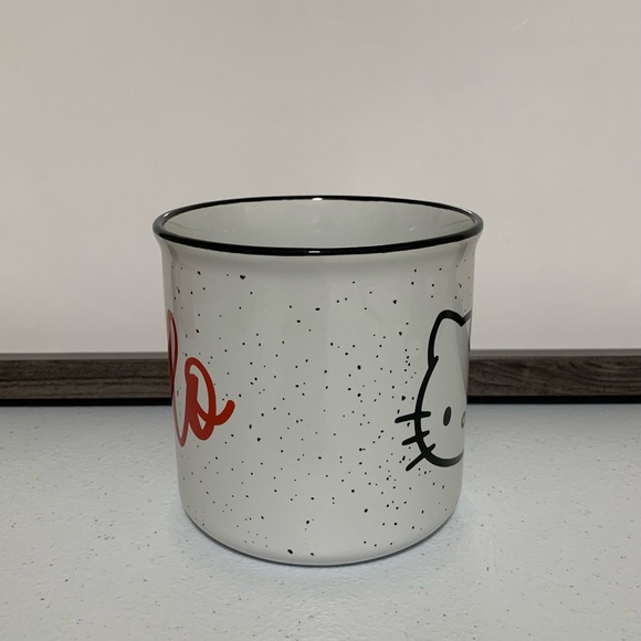 Silver Buffalo Sanrio Hello Kitty Face Speckled Ceramic Camper Mug-20 Oz. - Picture 2 of 6